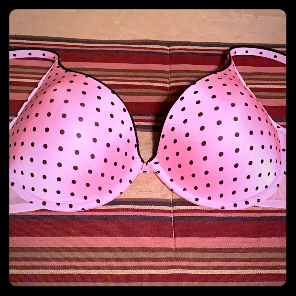 Victoria Secrets Bra - 36D